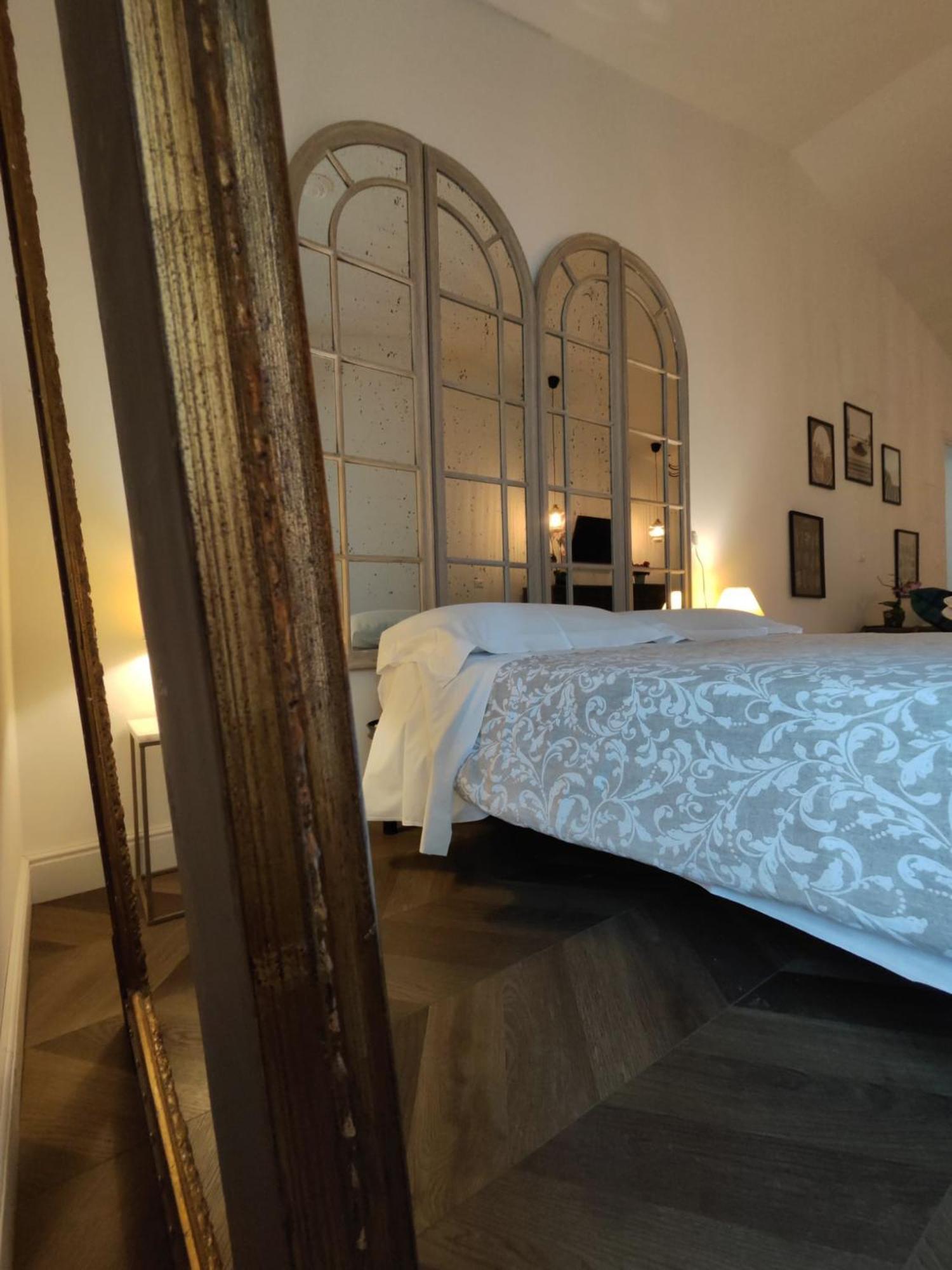 Bed and Breakfast Garda Relais Antica Romelia Монтикьяри Экстерьер фото