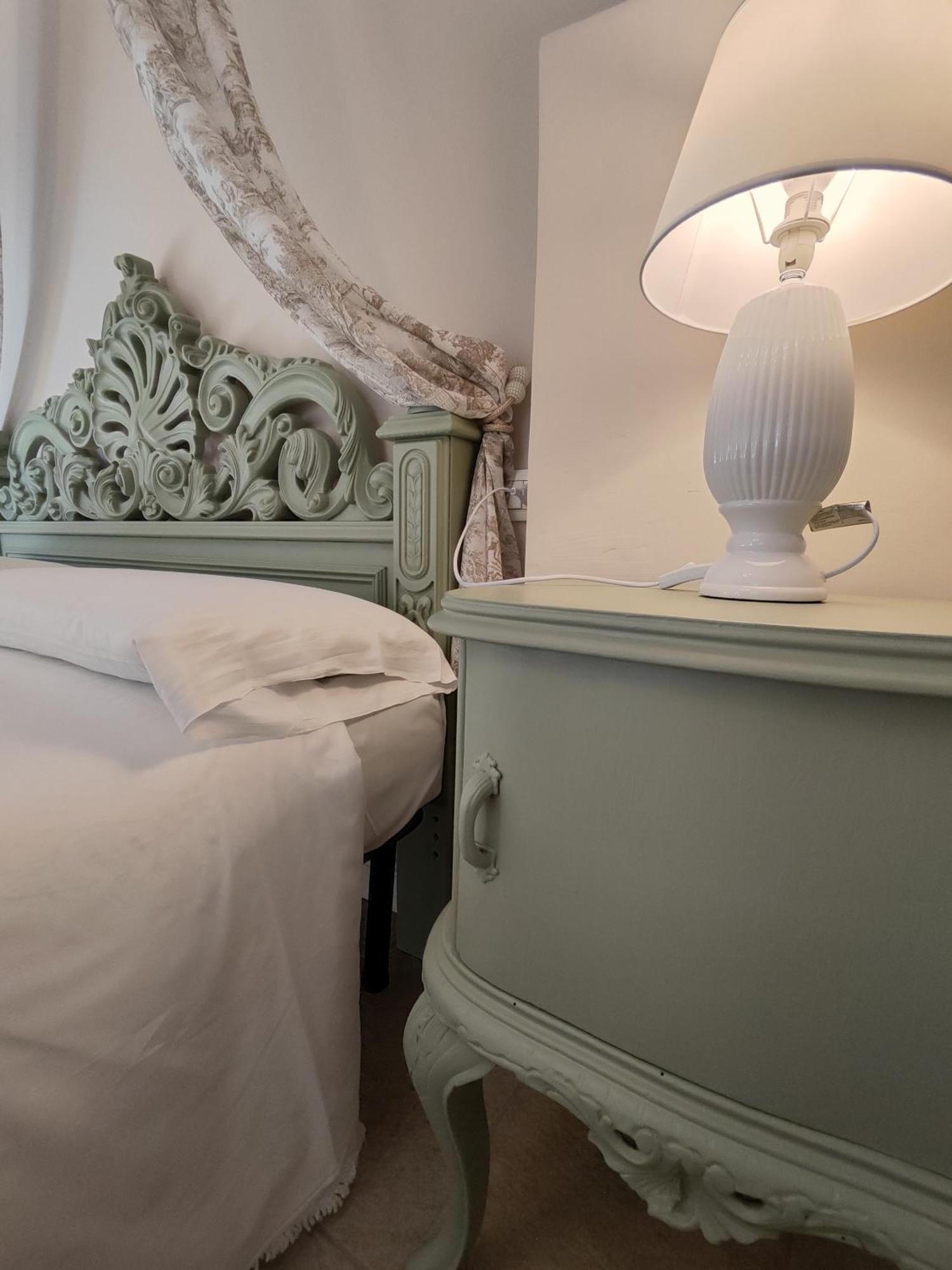 Bed and Breakfast Garda Relais Antica Romelia Монтикьяри Экстерьер фото